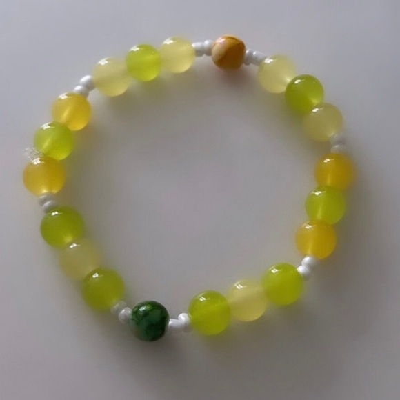 Yellow Bracelet - Picture 3 of 4